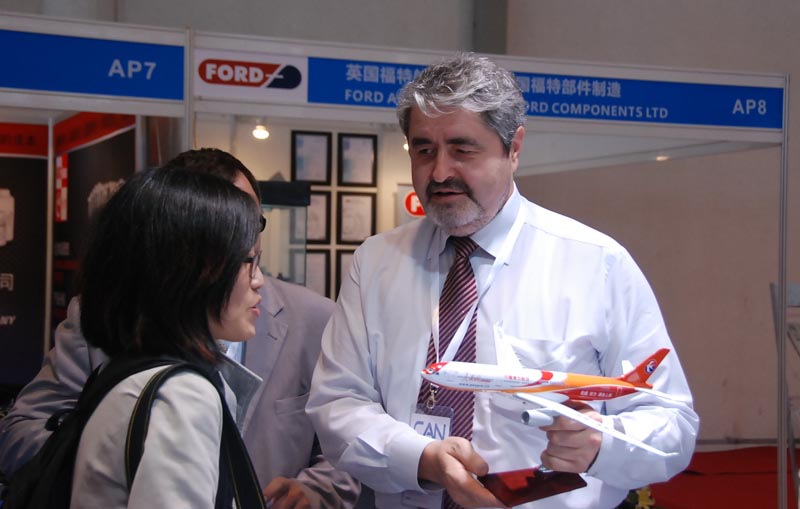 ����W(w��ng)���Z(y��)ӛ�������򰲖|�Z��˾�����O(sh��)Ӌ(j��)�����{���q�Ӳ����ˣ��ң�ٛ(z��ng)��"����W(w��ng)̖(h��o)"�w�C(j��)ģ����   �zӰ������W(w��ng)ӛ��  ��ި
